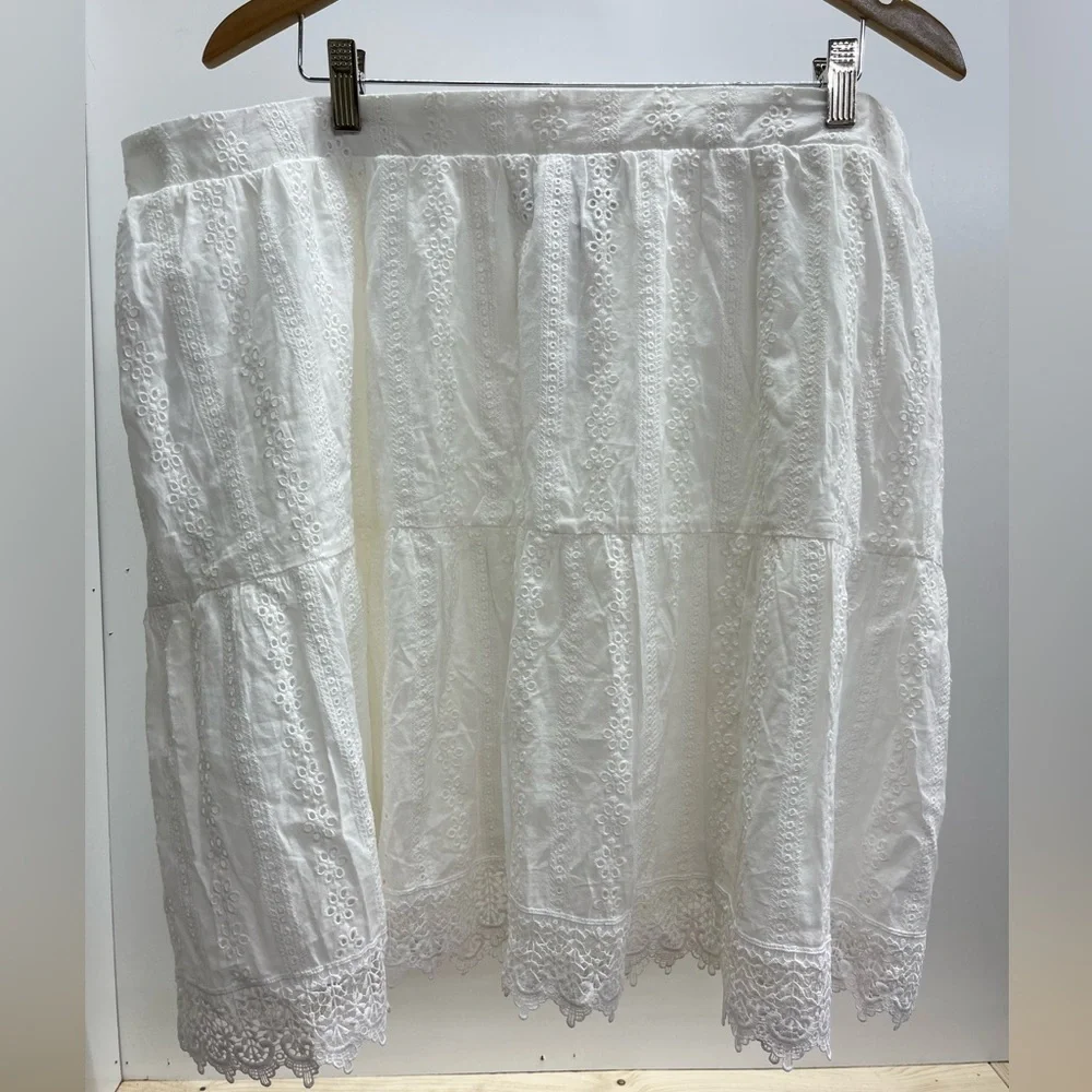 Lane Bryant Elegant White Lace A-Line Skirt